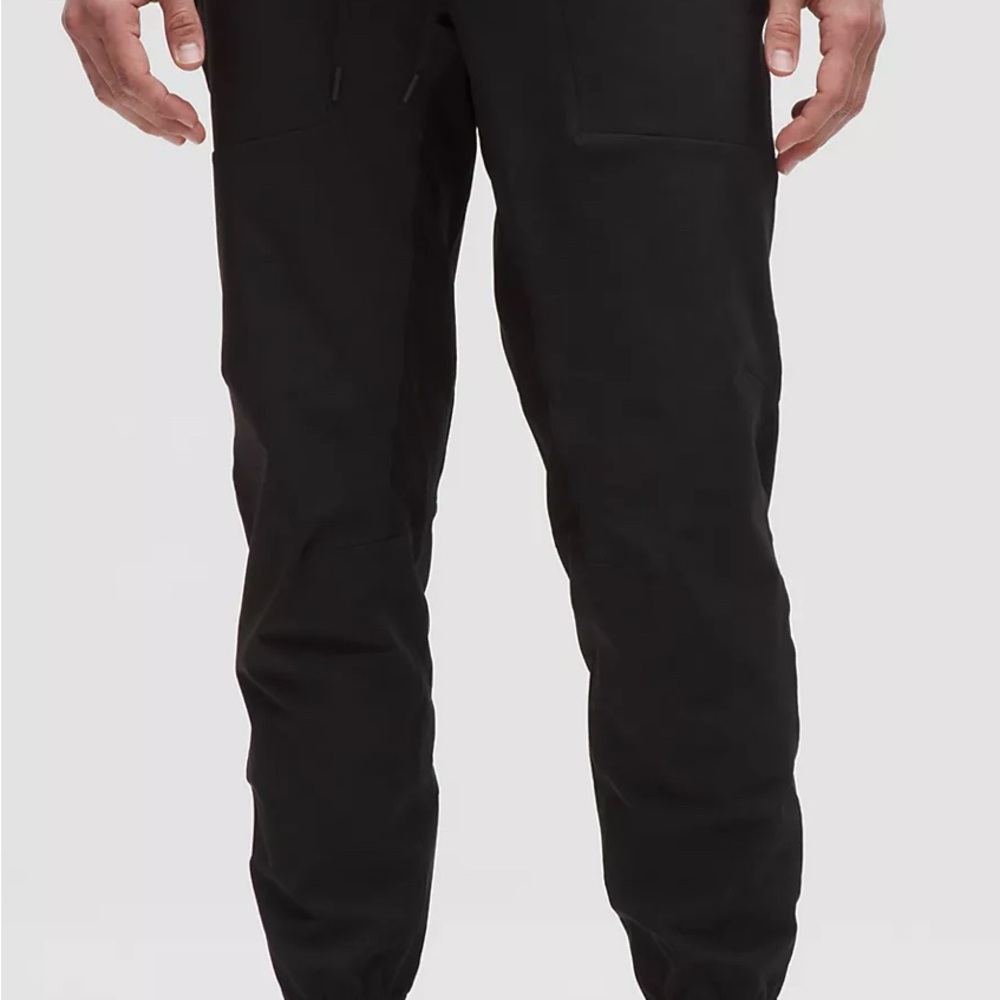 Men's Black LuluLemon License to Train Jogger